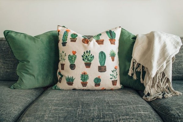 Coussins décoratifs : ajoutez du style à votre intérieur